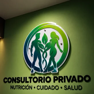 Publicación de Instagram de NVR con un letrero de consultorio privado en una pared verde